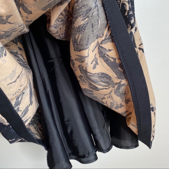 Oasis Princess Style Sleeveless Dress Floral Tan/Black Looks Vintage. - Picture 3 of 6